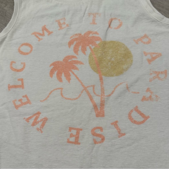 Welcome to Paradise Tank - Picture 2 of 6